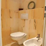 Edles In Architektenvilla Mit Grossem Pool, Sauna, Dachterrasse Und Malerischem Garten *