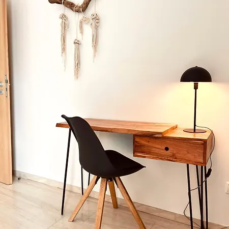 Edles In Architektenvilla Mit Grossem Pool, Sauna, Dachterrasse Und Malerischem Garten شقة باتاياس