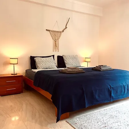 Lägenhet Edles In Architektenvilla Mit Grossem Pool, Sauna, Dachterrasse Und Malerischem Garten Pataias